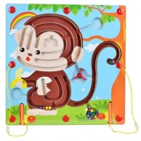 Joc interactiv Monkey Maze, cu bilute si stiloru magnetice, ajuta maimutica sa stranga bilutele, URBAN TRENDS ®️